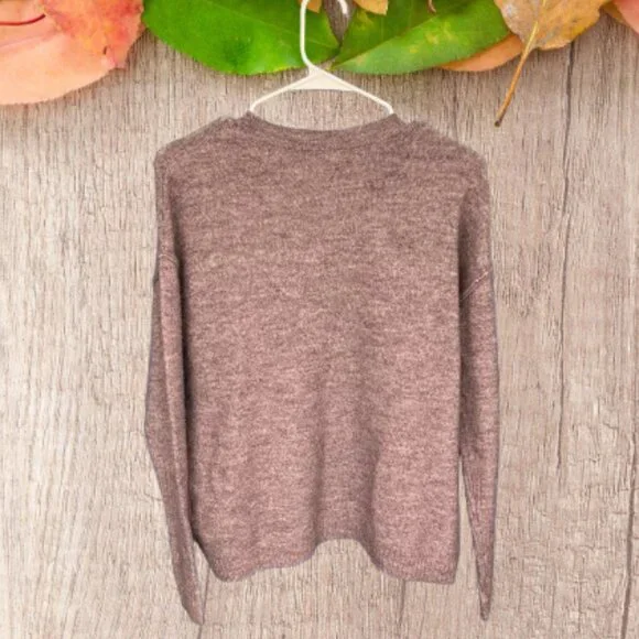 Legendary Outfitters Light Purple Sweater Women's Size Small - Picture 4 of 6